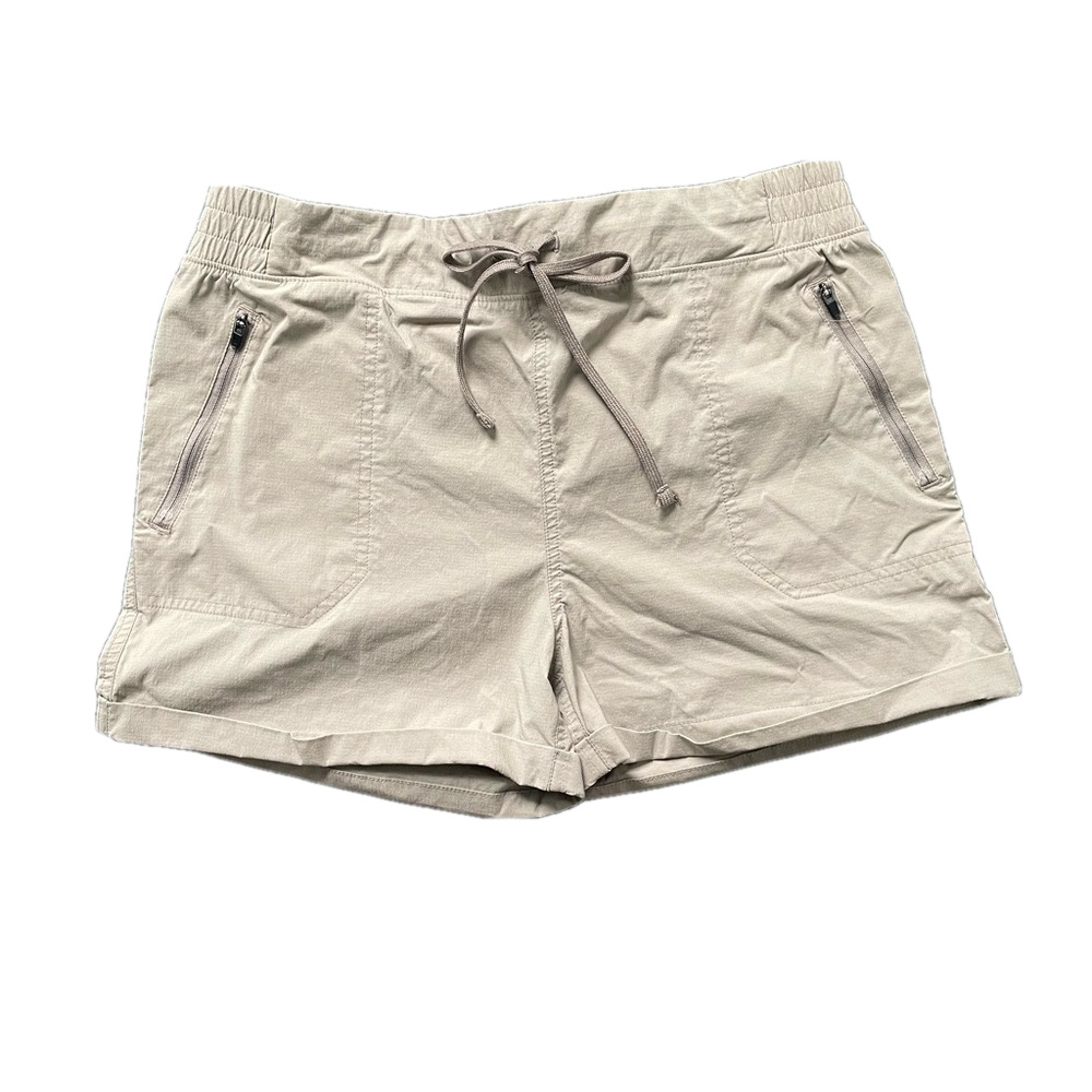 Eddie Bauer Tan Cargo Shorts Relaxed Fit